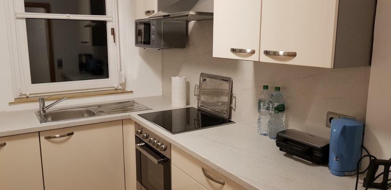 Outletcity Ferienwohnung Apartment 2 Метцинген Екстер'єр фото
