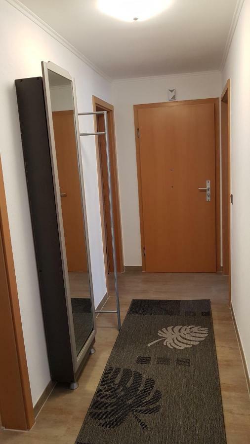 Outletcity Ferienwohnung Apartment 2 Метцинген Екстер'єр фото
